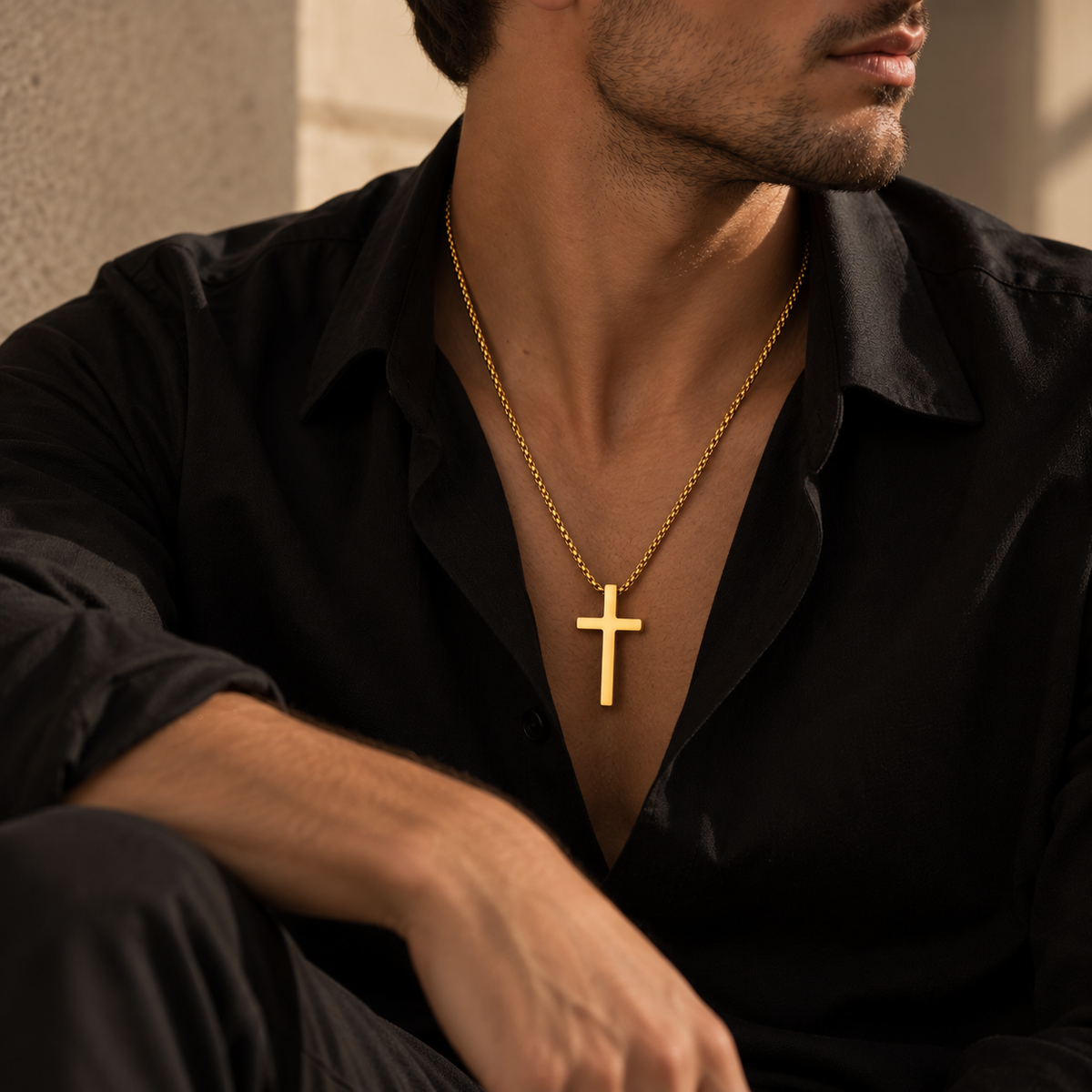 The Cross Pendant Necklace